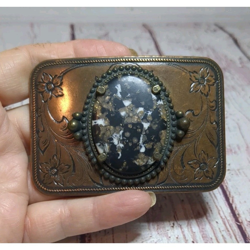 Source Unknown Antique-Style Floral Copper Belt Buckle with Black Marbled Center